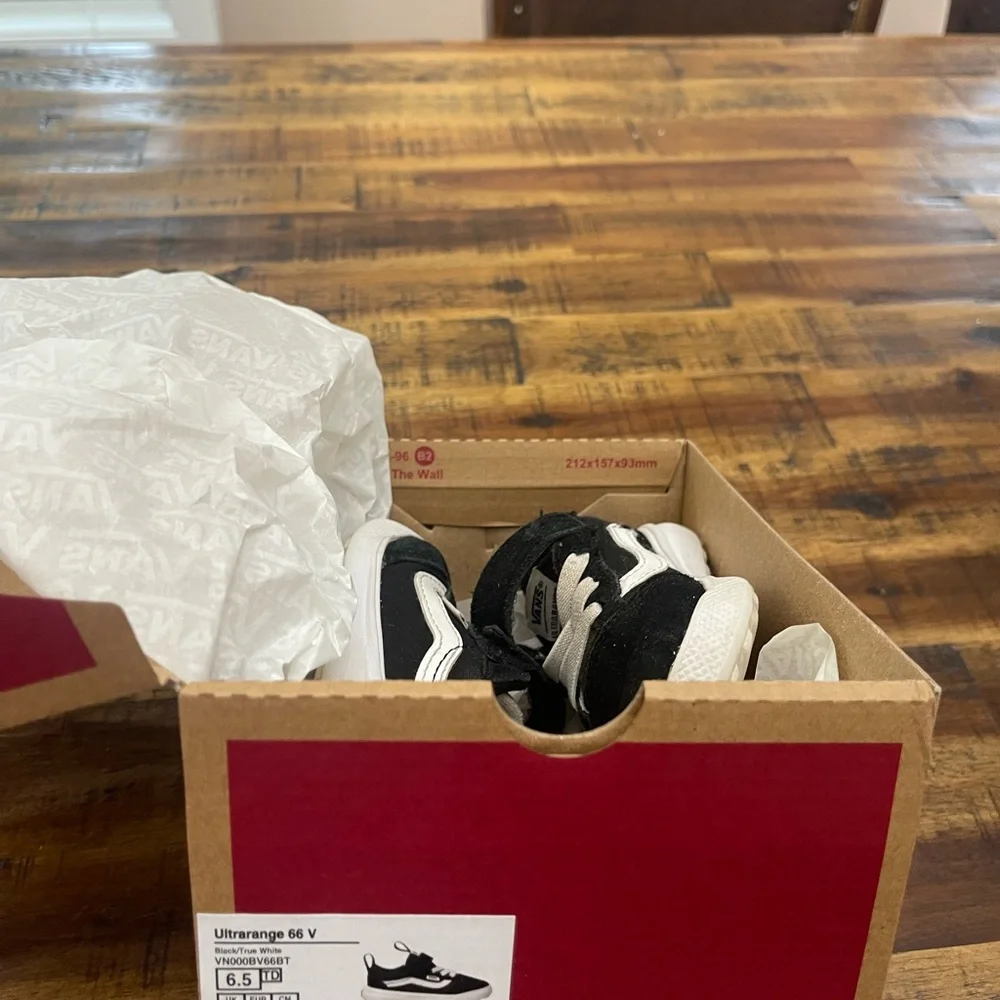 Vans Kids Ultrarange 66 V Black White Sneakers - Picture 12 of 12